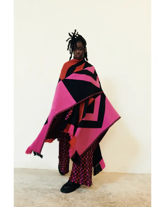 QERO SHAWL | FUCHSIA sold by ESCVDO