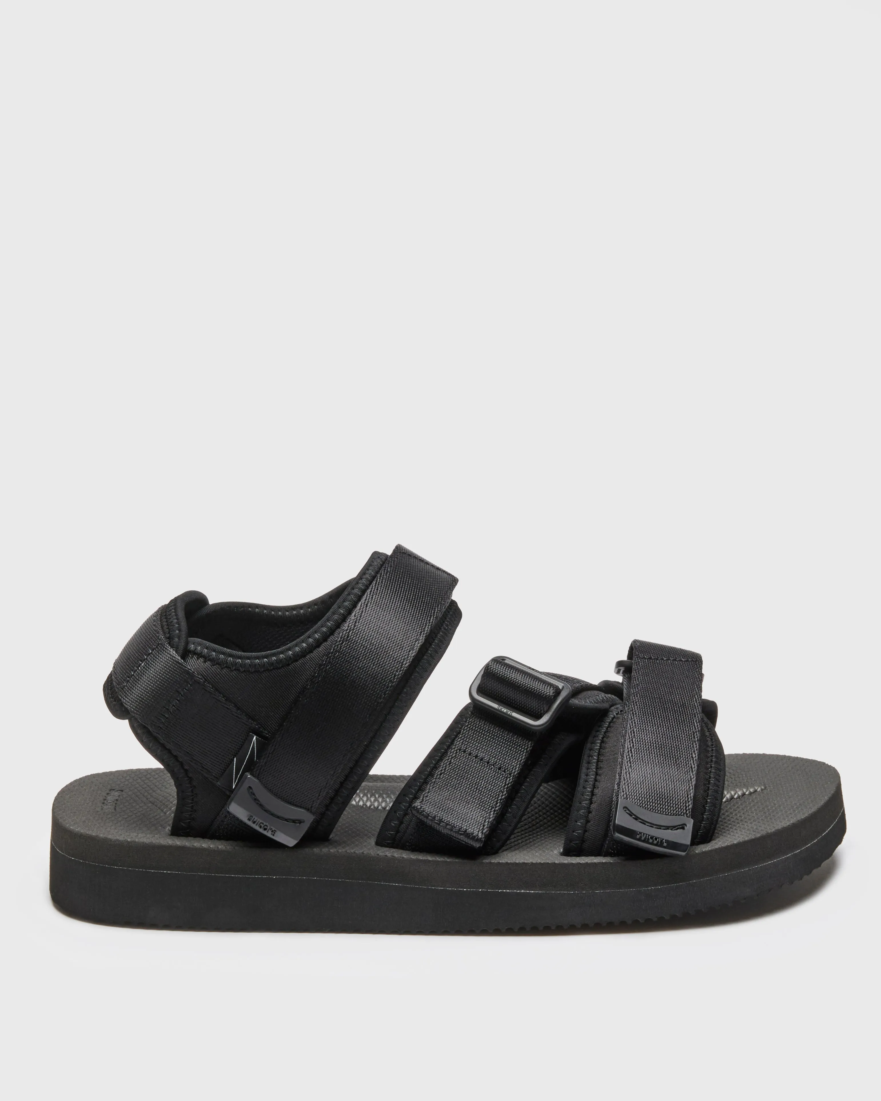 KISEE sold by Suicoke