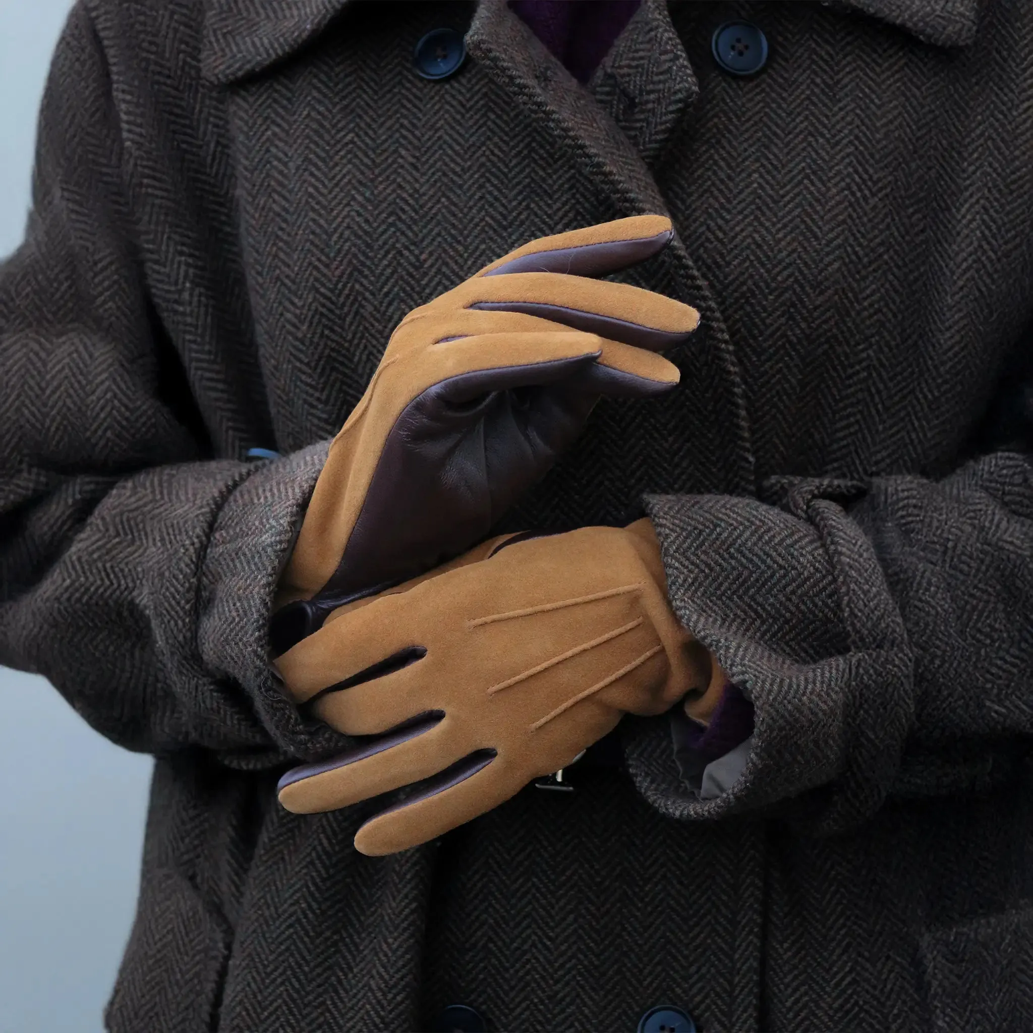 Leather & Suede Camel Driving Gloves sold by Welligogs