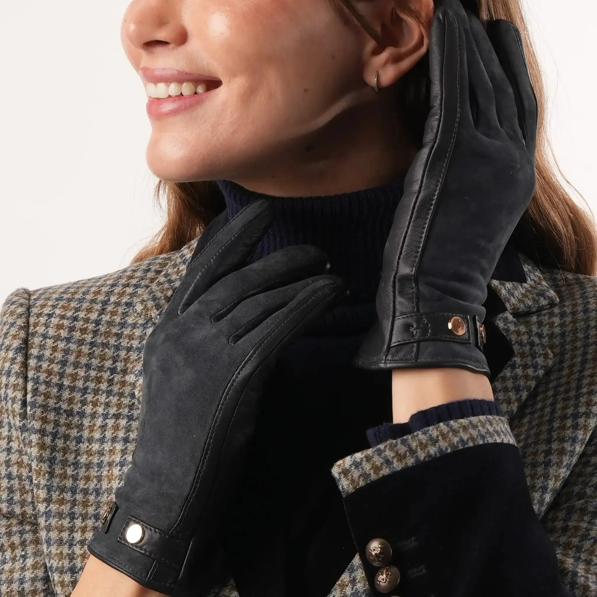 Leather & Suede Navy Gloves sold by Welligogs product image thumbnail 2