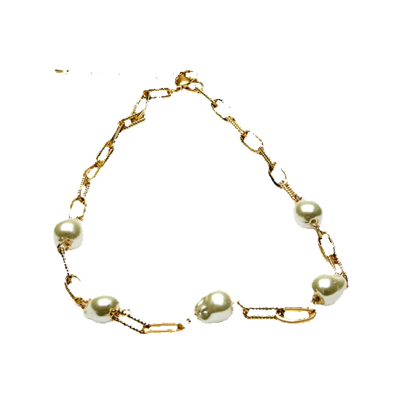 Eliza Gracious Short Chain Link Necklace With Pearlised Beads sold by Coes