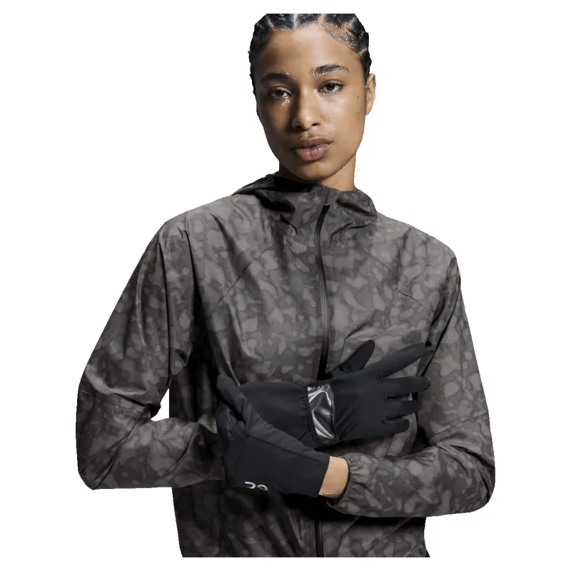 ON Core Glove sold by Coes