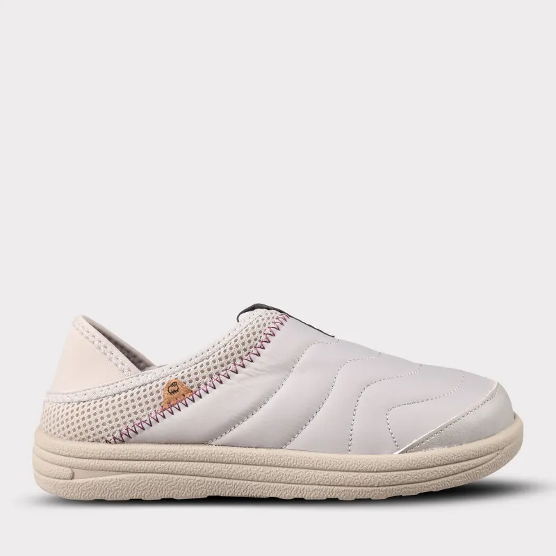 LâMO Classic Women's Andrea Slip-On Mule sold by Mykos