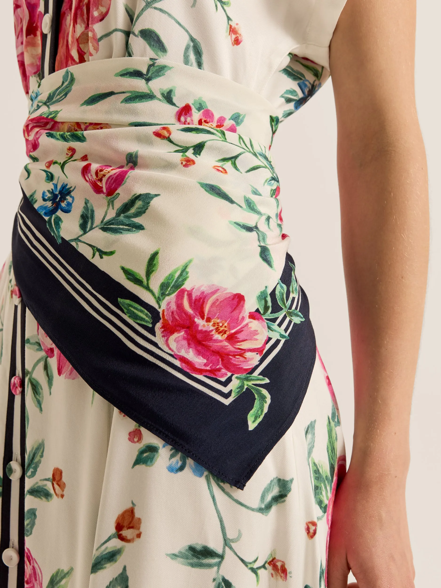 Artisan Shirtdress sold by Review product image thumbnail 5