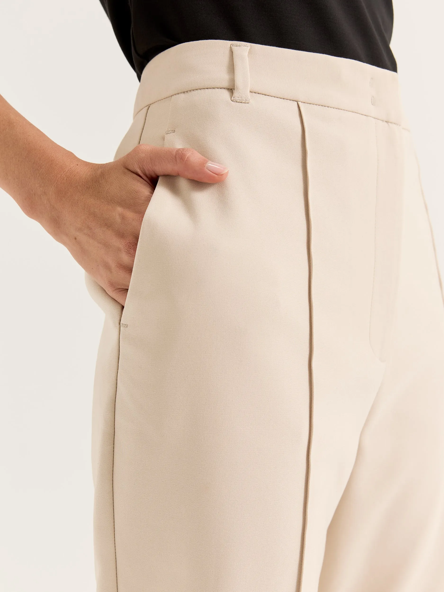 Arianna Pant sold by Review product image thumbnail 4