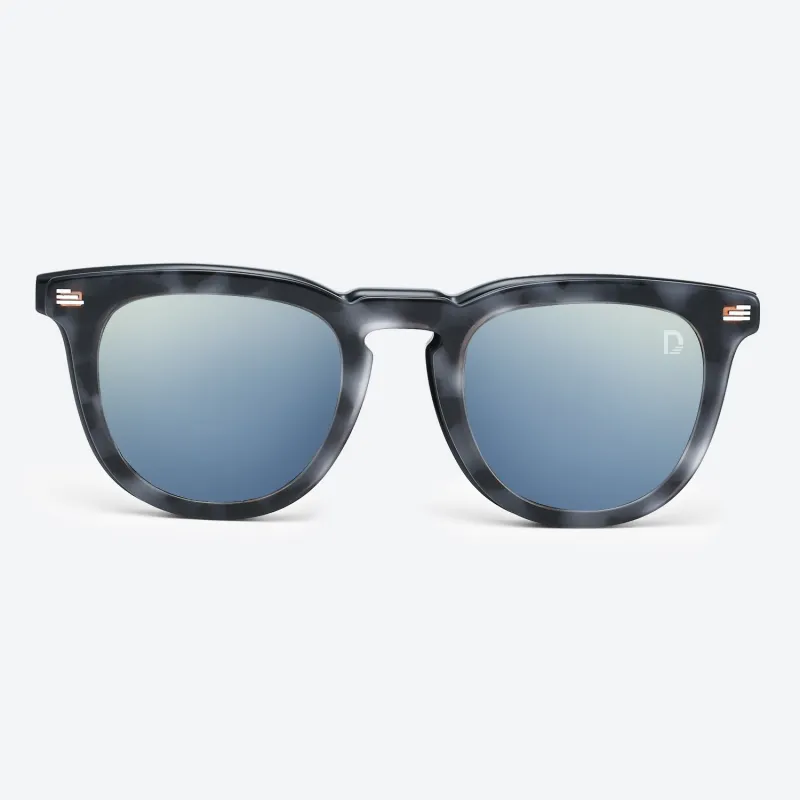 Striped Pacific sold by Dollger