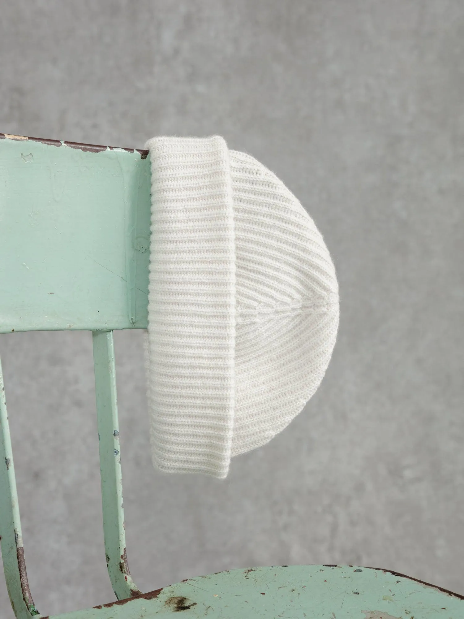 The Tipped Cashmere Bandit - Flake White sold by Private White V.C. product image thumbnail 4