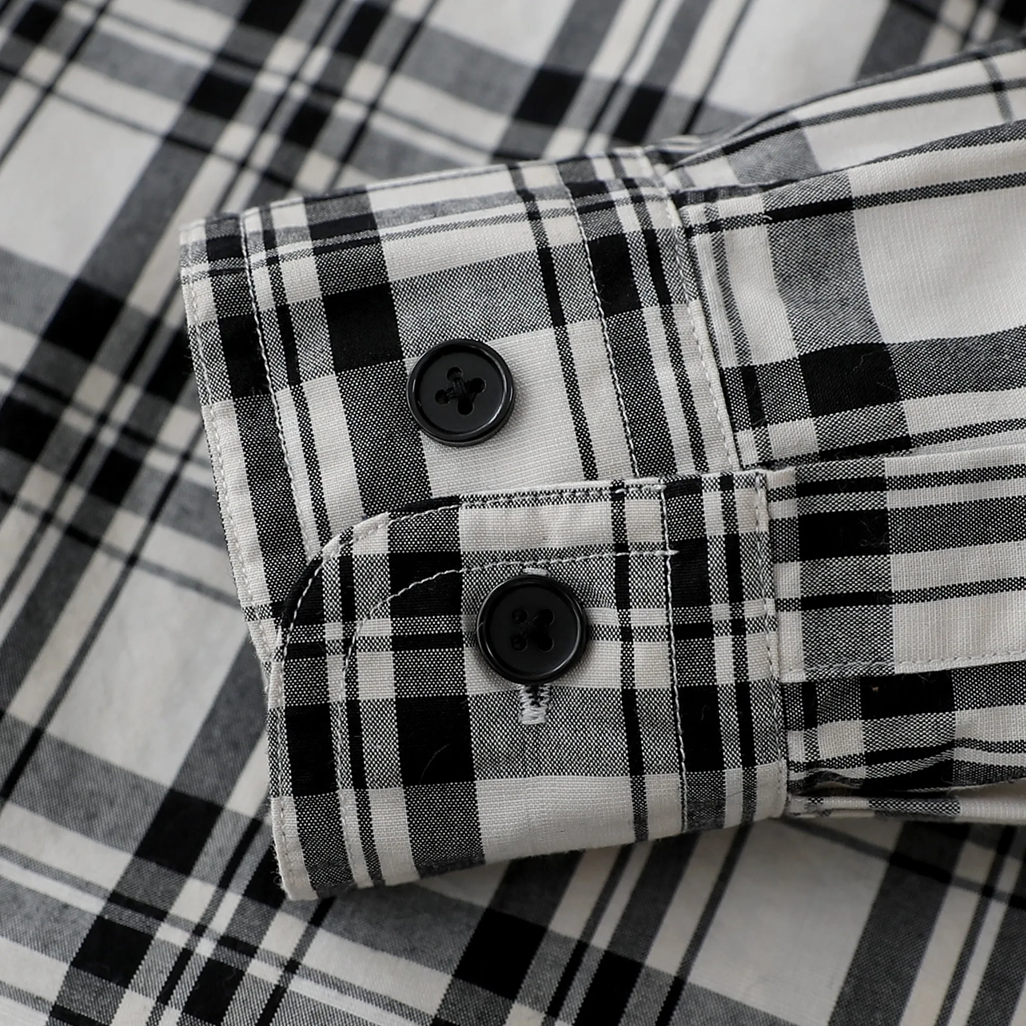 Dubinik® 4.1oz Mens Long Sleeve Shirts Casual Plaid Shirt with Practical Double Pockets Comfortable and Soft#0050009 sold by Dubinik product image thumbnail 5