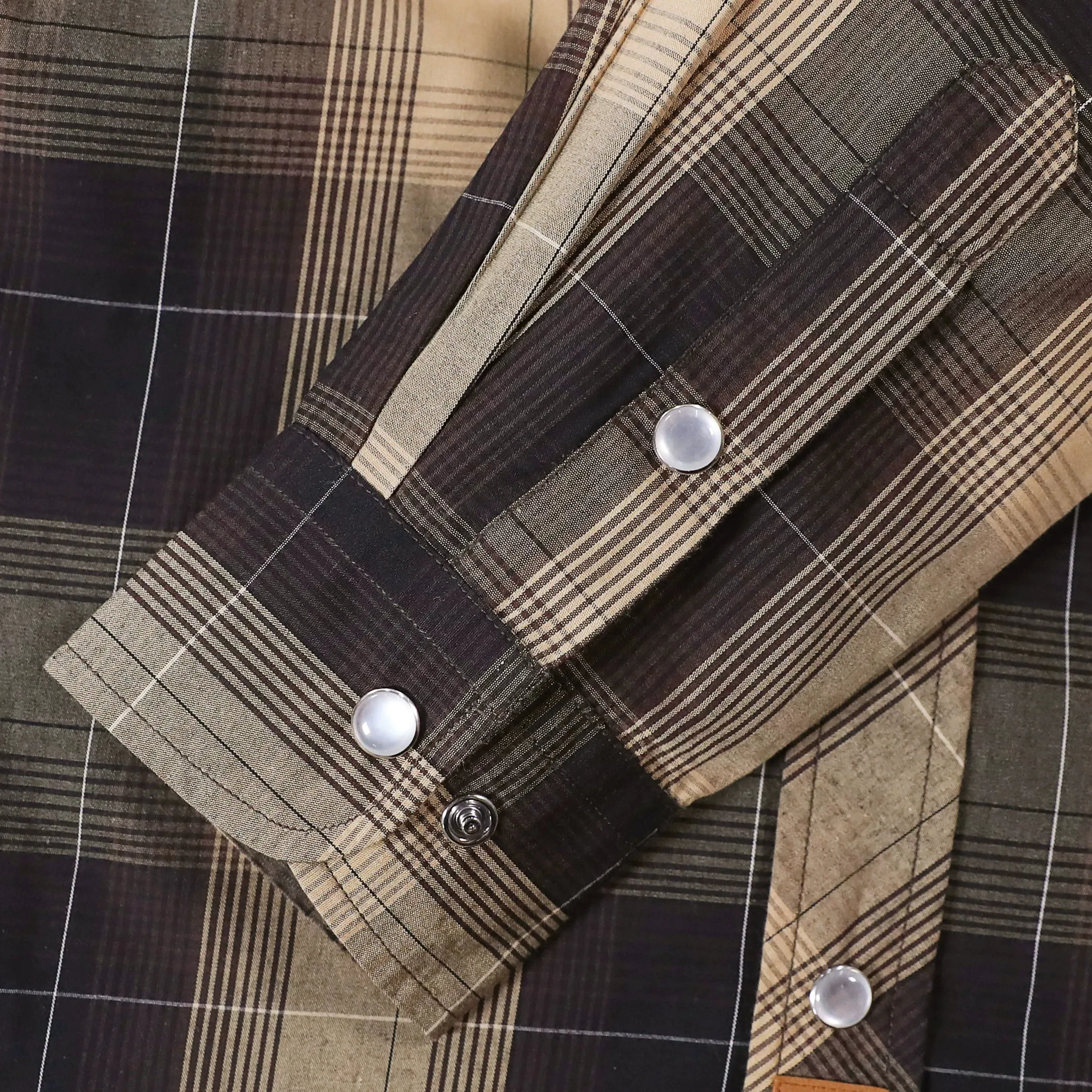 Dubinik® 3.2oz Pearl Snap Shirts for Men Long Sleeve Western Shirts for Men Vintage Casual Plaid Shirt Cowboy Shirts for Men#42027 sold by Dubinik product image thumbnail 4
