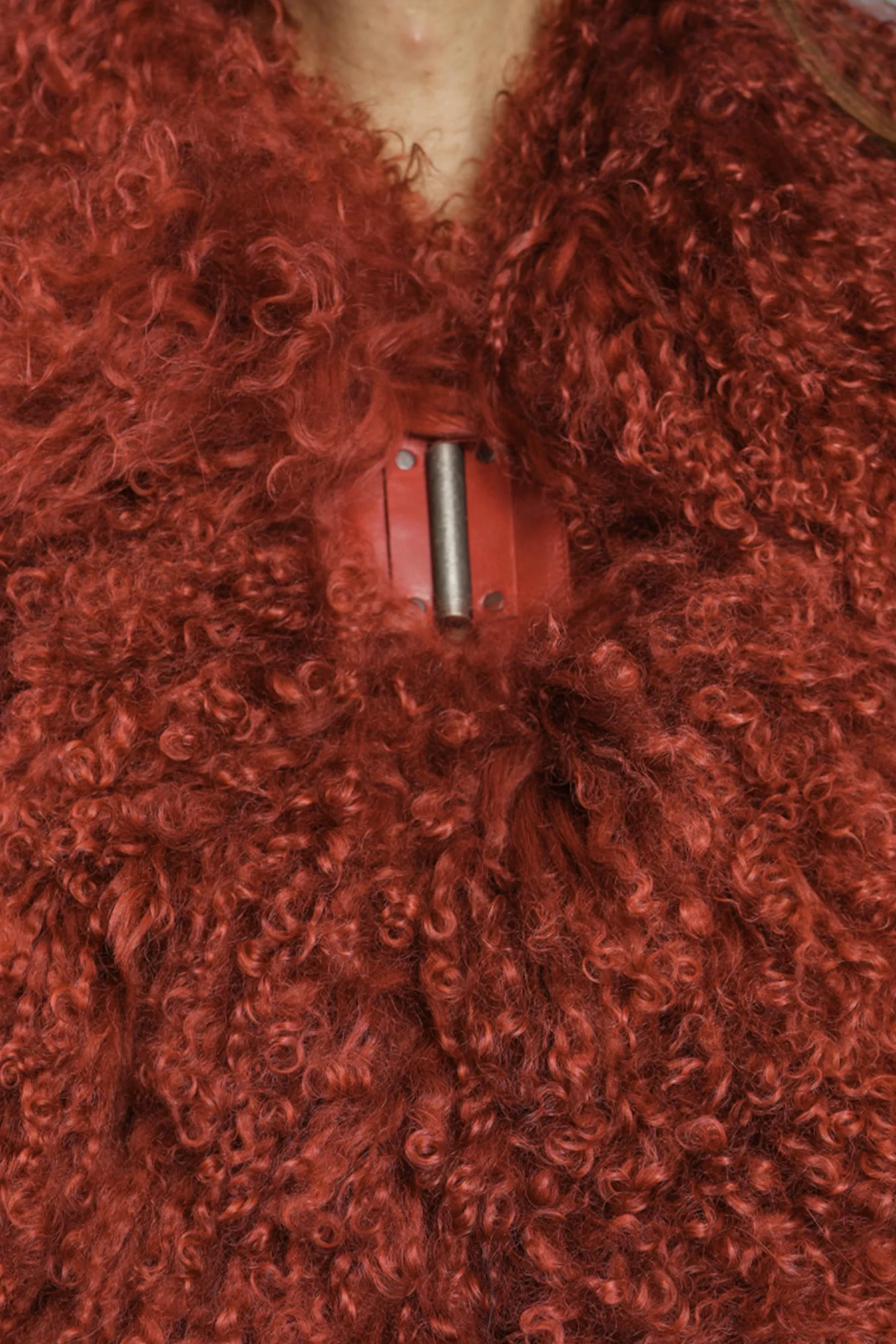 DIVORCÉE MONGOLIE ROUGE sold by Isaac Sellam product image thumbnail 5