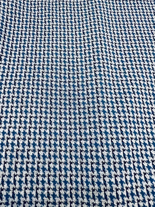 Holly Top - Blue Houndstooth made by Brakefields
