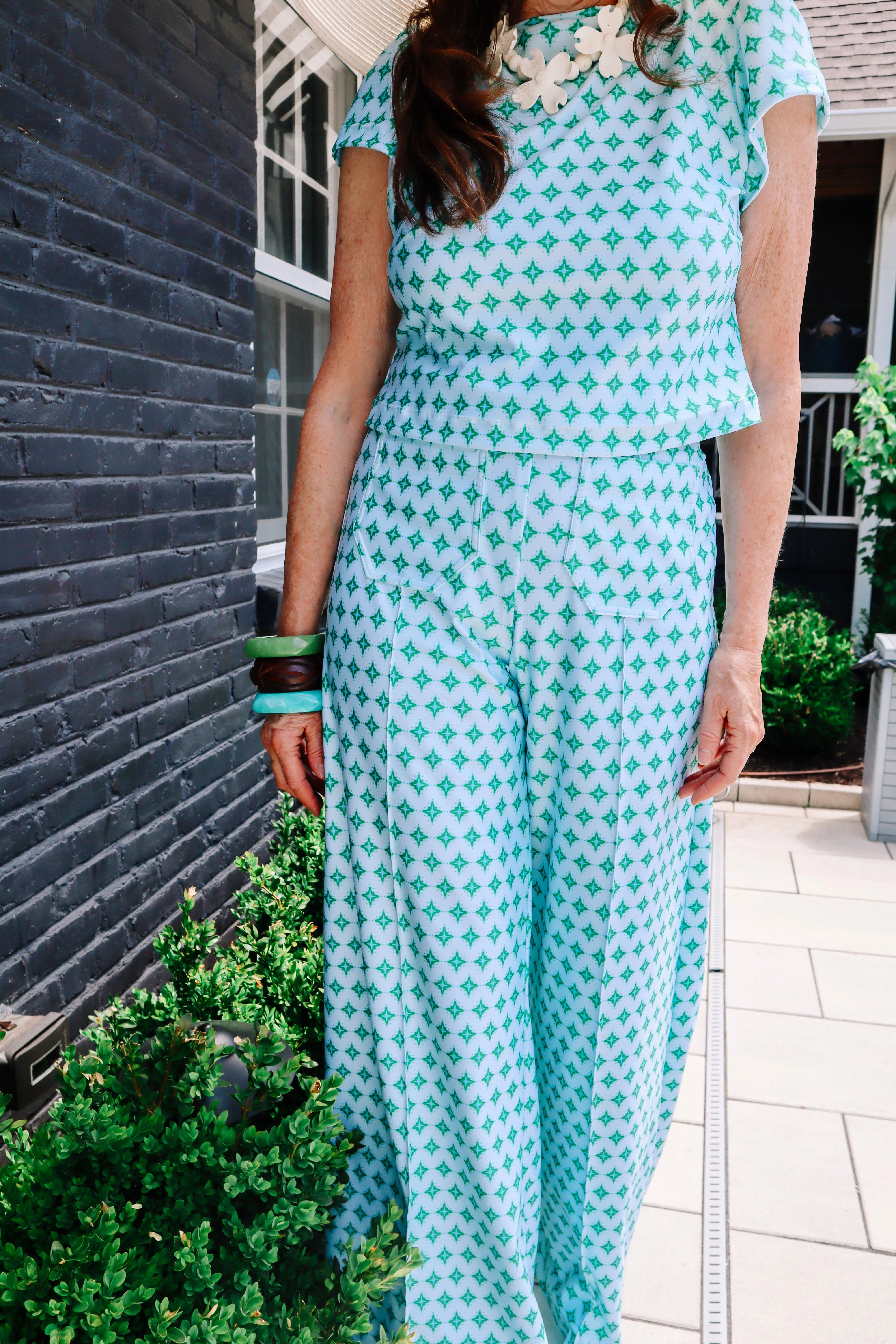 Holly Crop Top - Green Star sold by Brakefields product image thumbnail 4