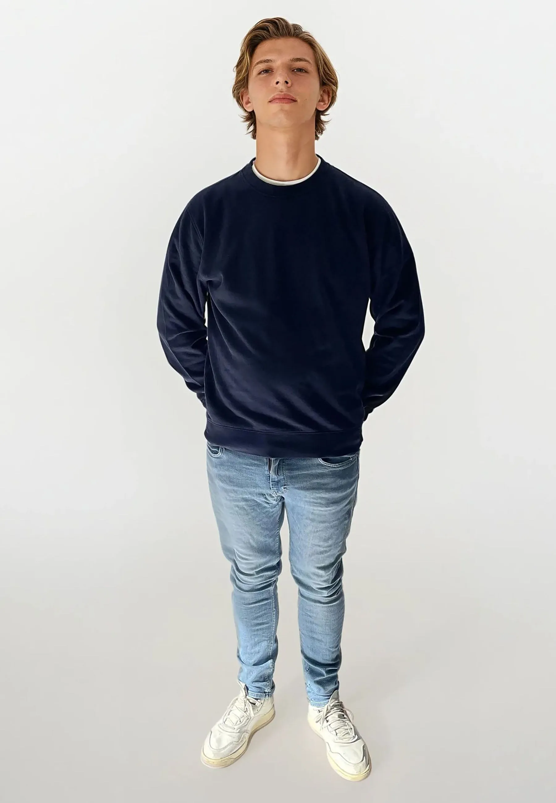 Johannes Crewneck Garment Dyed - Navy sold by Legends