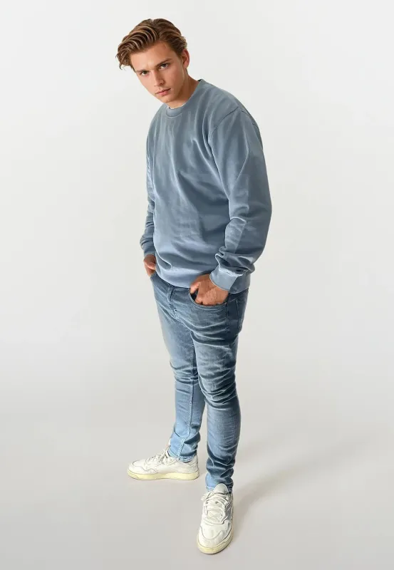 Johannes Crewneck Garment Dyed - Light Blue sold by Legends
