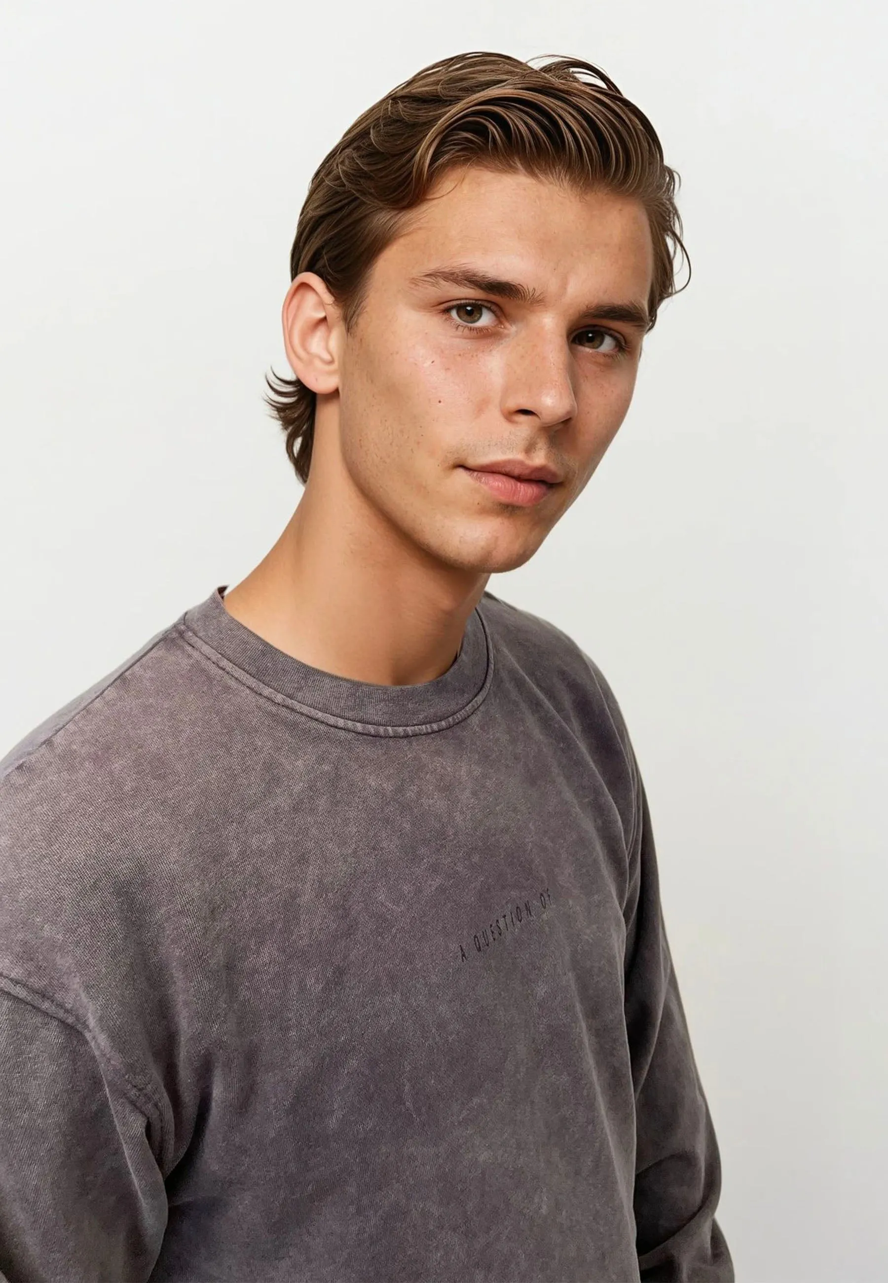 Ollie Crewneck Acid Wash - Plum sold by Legends product image thumbnail 4