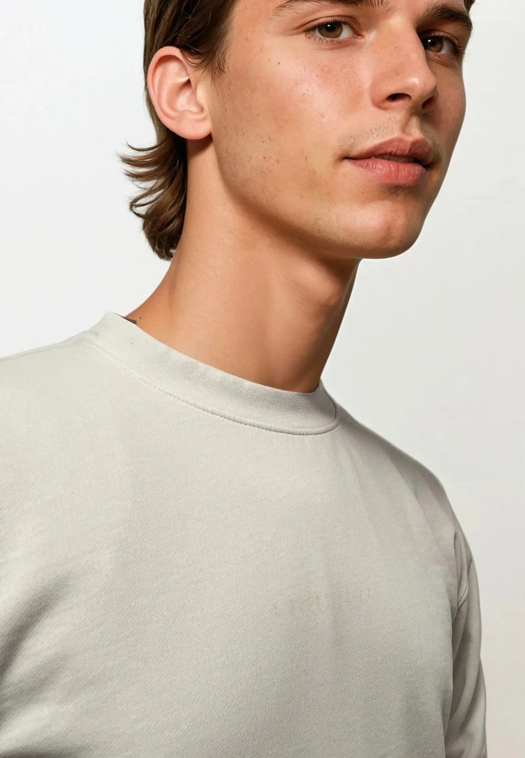 Ollie Crewneck Acid Wash - Off White sold by Legends product image thumbnail 3