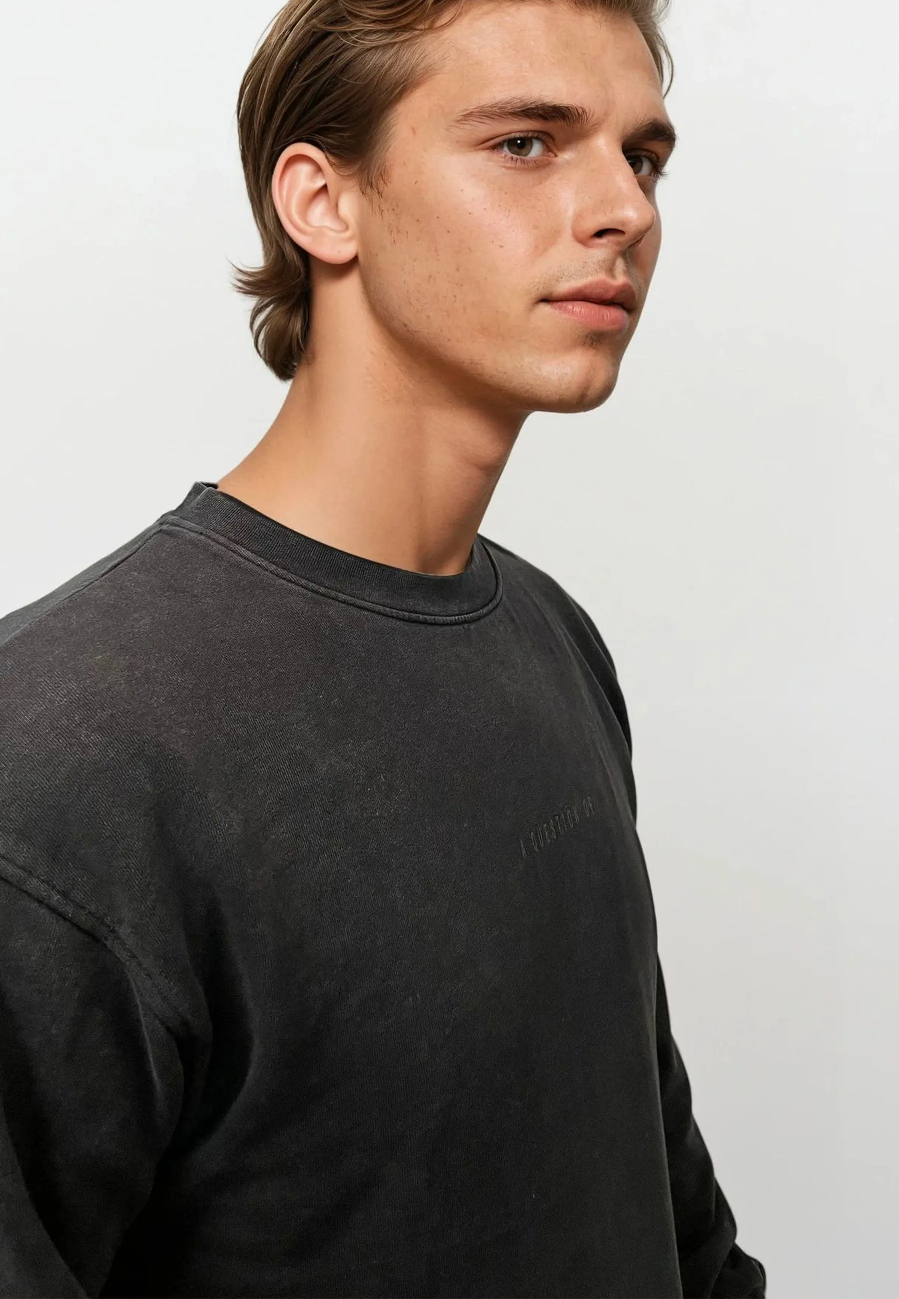 Ollie Crewneck Acid Wash - Black sold by Legends product image thumbnail 3