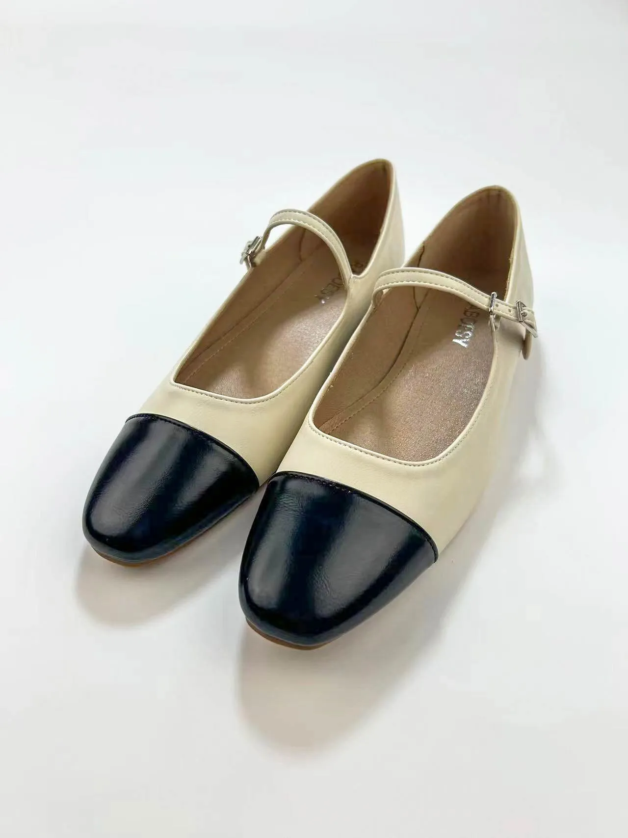 Color Block Mary Janes sold by Raboesy product image thumbnail 5