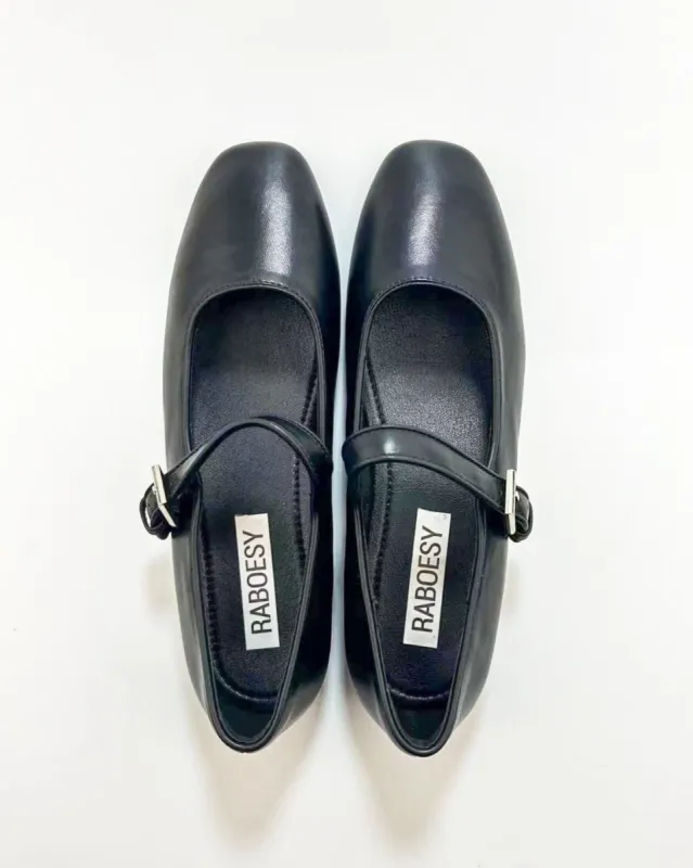Soft Mary Janes sold by Raboesy
