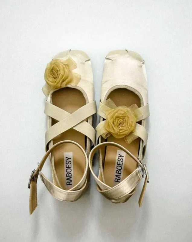Asymmetrical Flower Ballet Flats sold by Raboesy