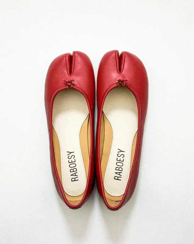 Tabi Ballet Flats sold by Raboesy