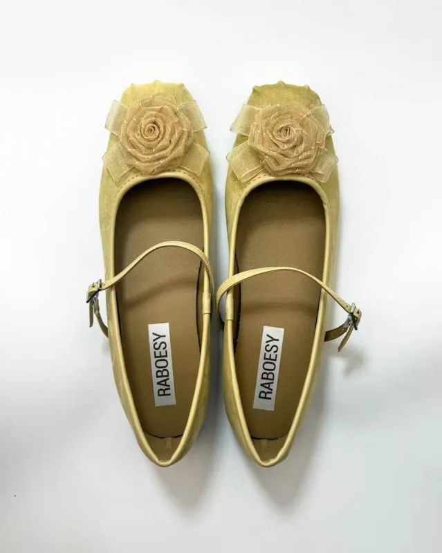 Flower Mary Jane Flats sold by Raboesy
