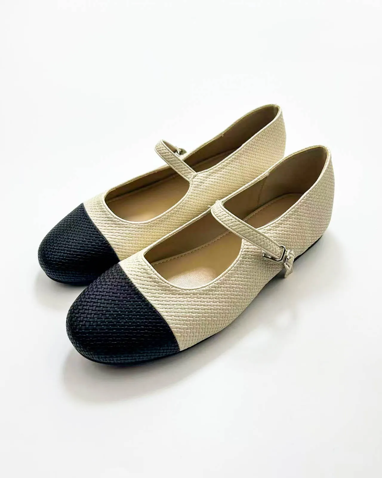 Knitted Color Block Mary Jane Flats sold by Raboesy product image thumbnail 5