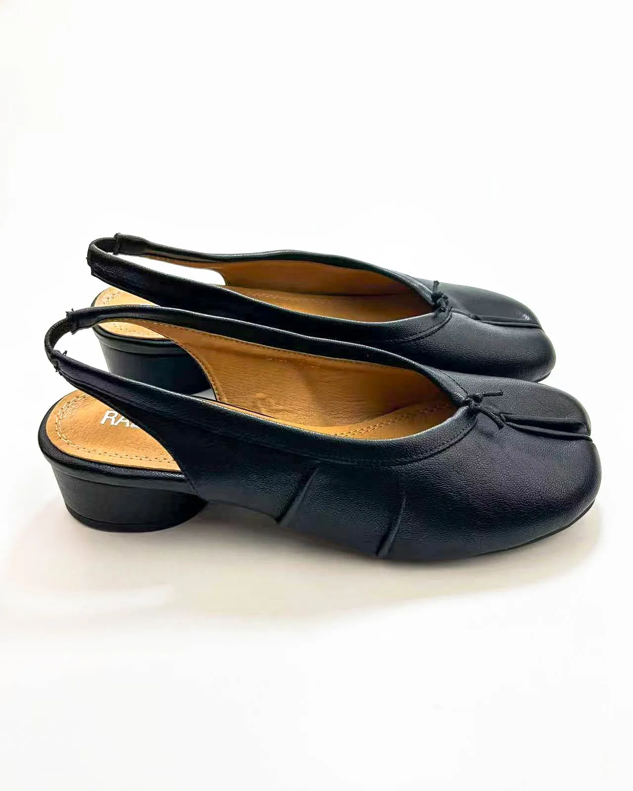 Wrinkles Tabi Sandal Pumps sold by Raboesy product image thumbnail 3