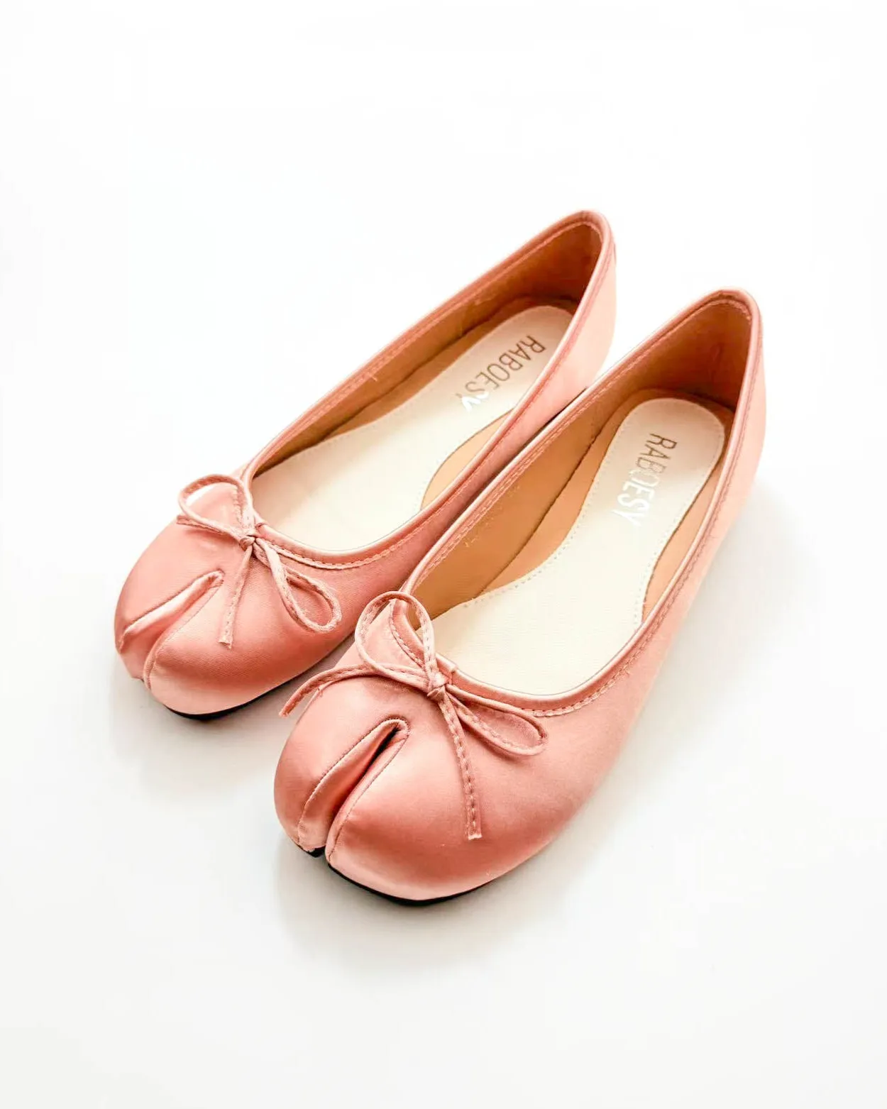 Satin Tie Bow Tabi Ballet Flats sold by Raboesy product image thumbnail 3