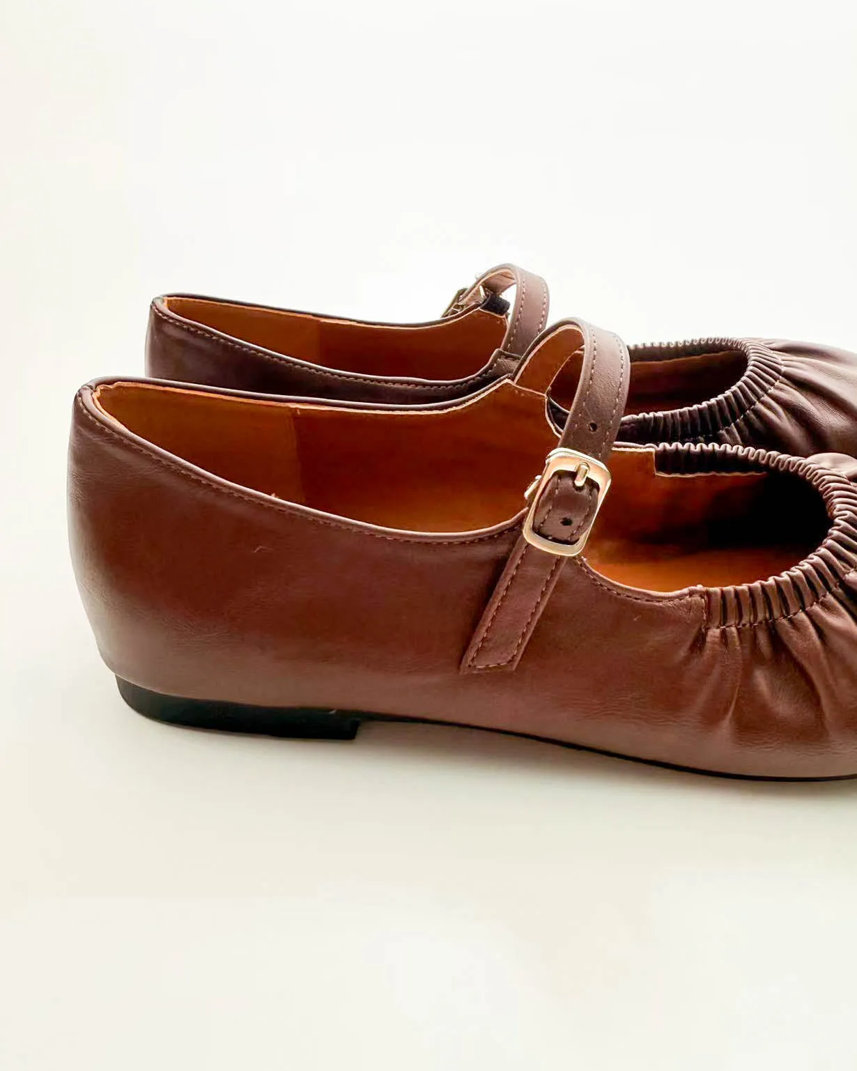 Wrinkles Point Toe Ballet Flats sold by Raboesy product image thumbnail 3