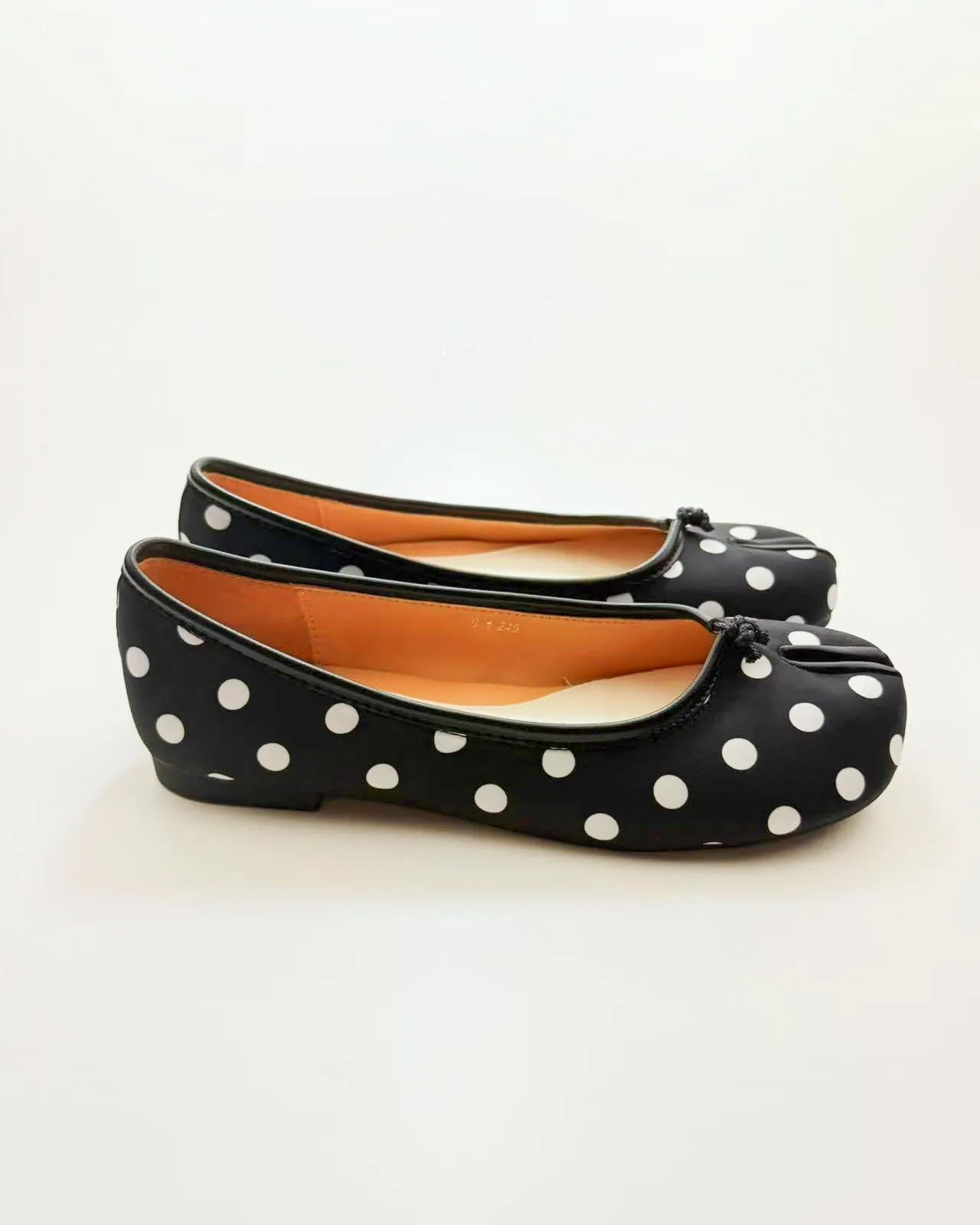 Tabi Ballet Flats sold by Raboesy product image thumbnail 2