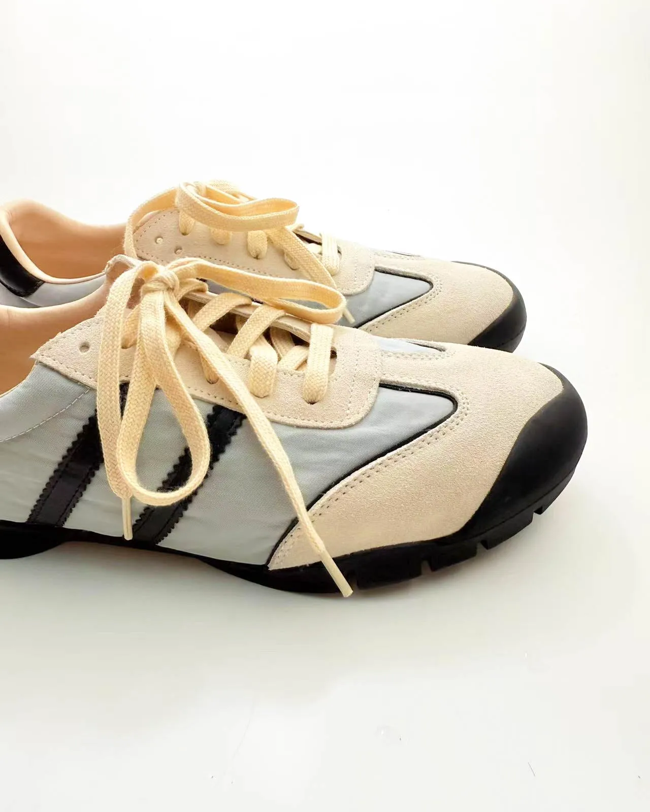 Color Block Lace Up Sneakers sold by Raboesy product image thumbnail 5