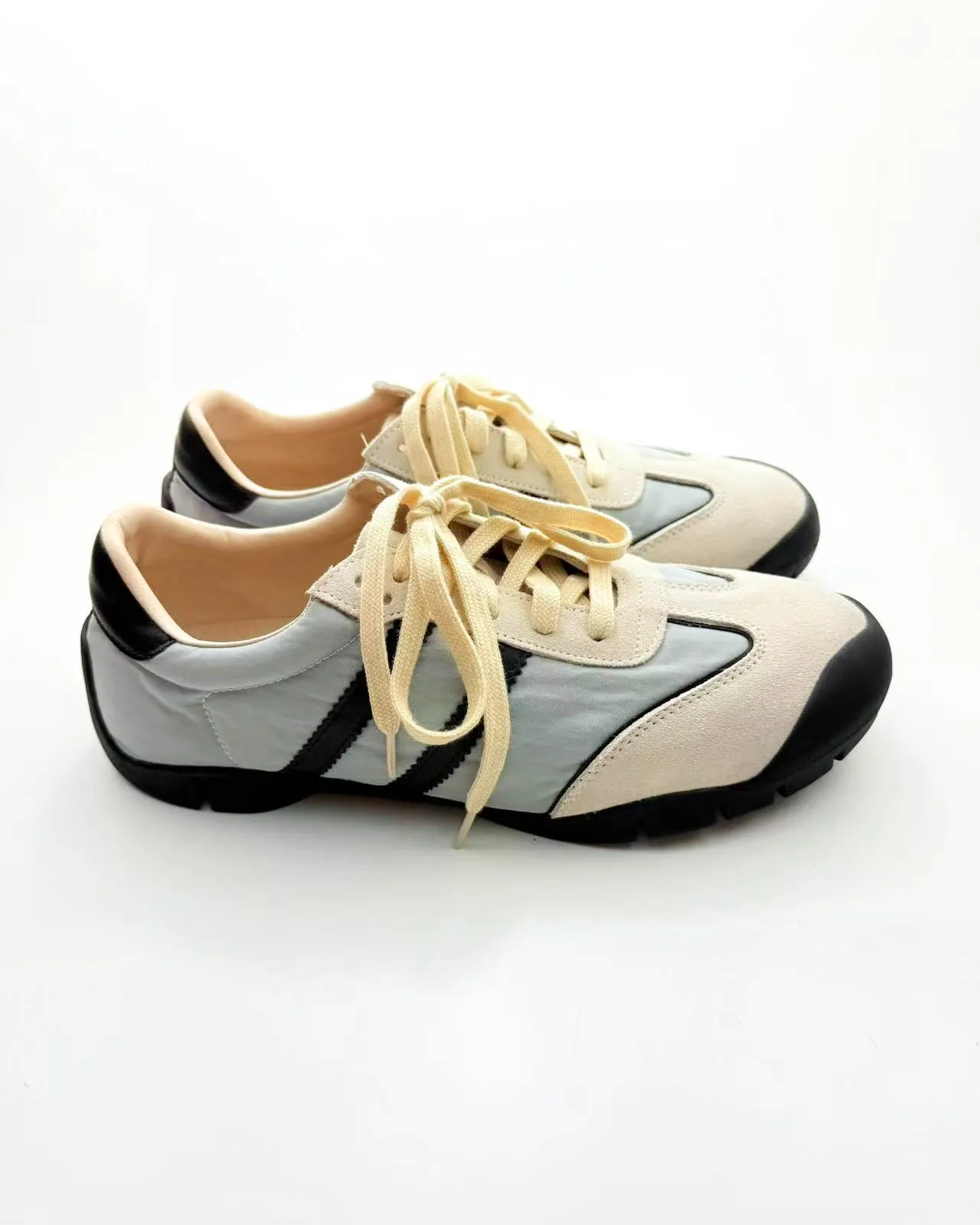 Color Block Lace Up Sneakers sold by Raboesy product image thumbnail 2