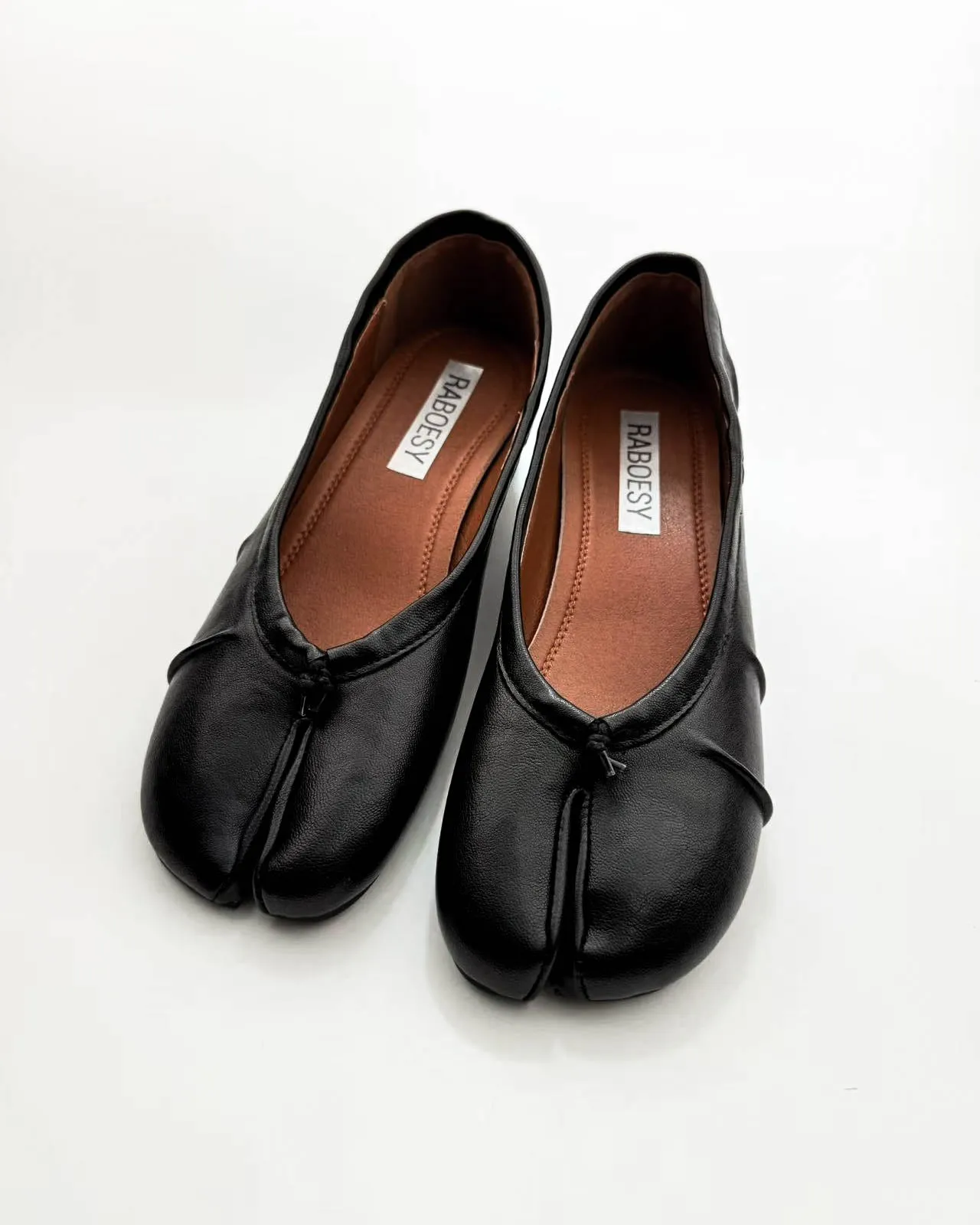 Wrinkles Tabi Pumps sold by Raboesy product image thumbnail 4