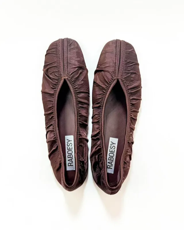 Foldable Wrinkles Ballet Flats sold by Raboesy