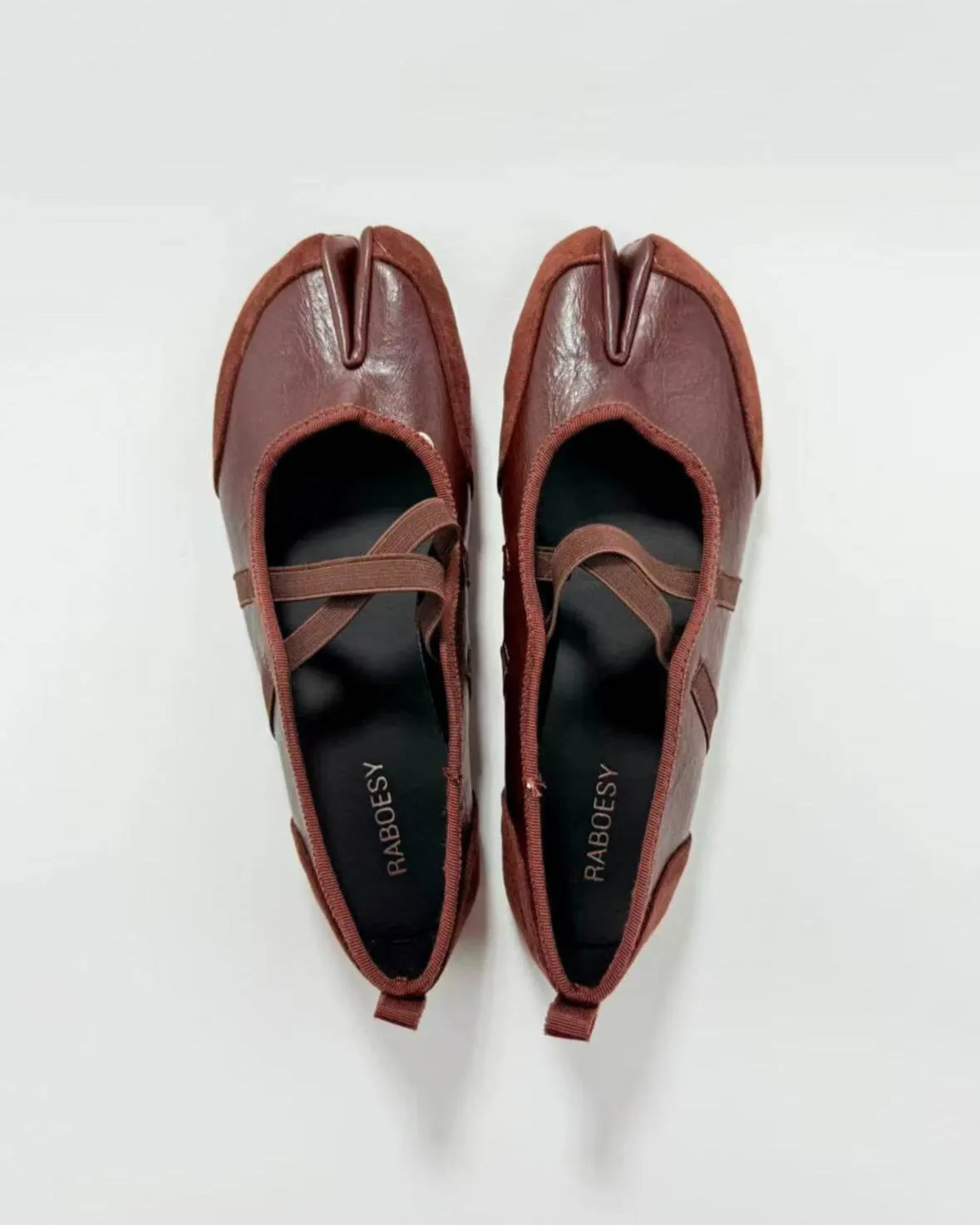 Cross Straps Tabi Sneakers sold by Raboesy