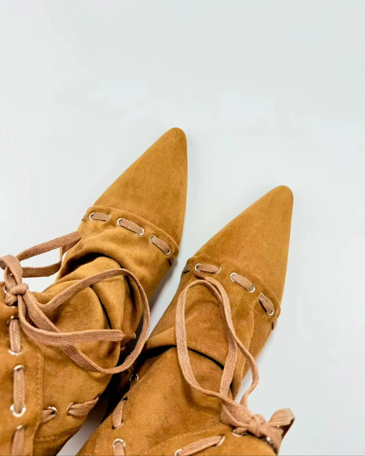 Suede Middle Top Point Toe Boots sold by Raboesy product image thumbnail 4