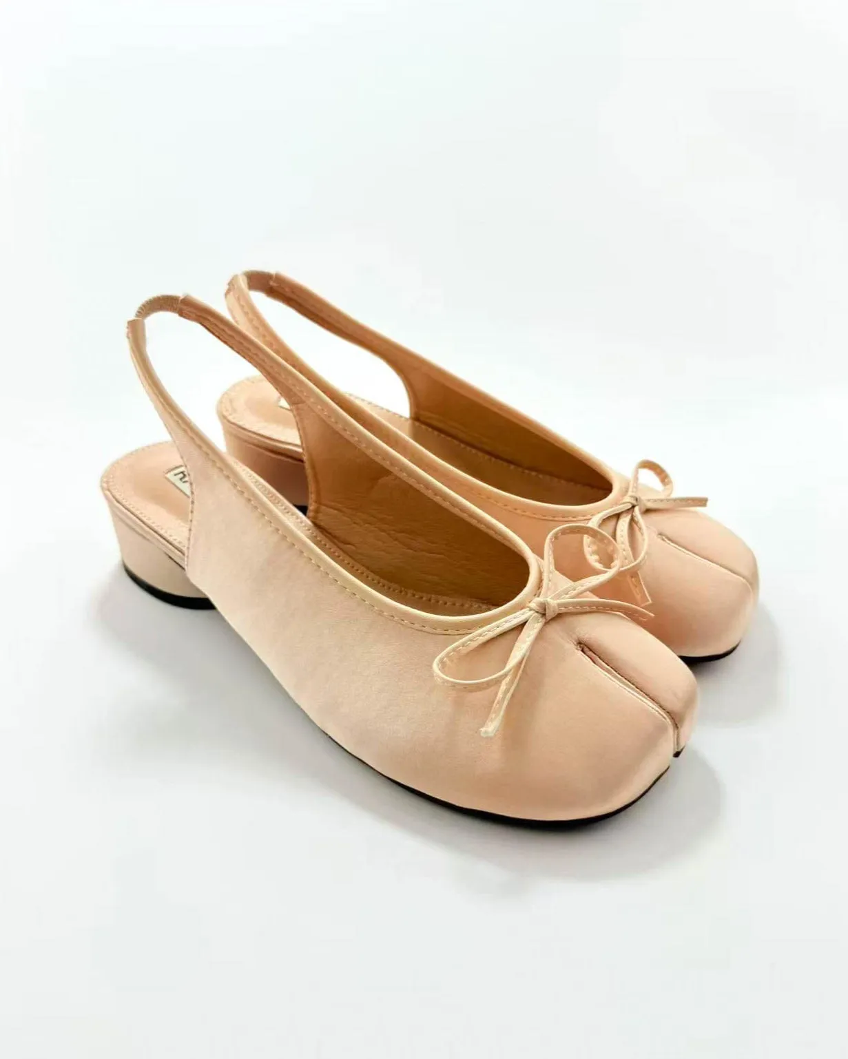 Bow Tie Slingback Tabi Pumps sold by Raboesy product image thumbnail 3