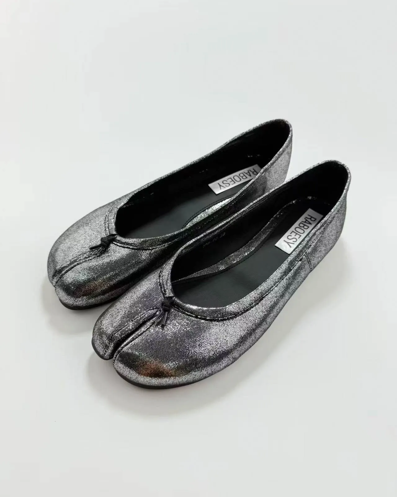 Cracked Tabi Ballet Flats sold by Raboesy product image thumbnail 3