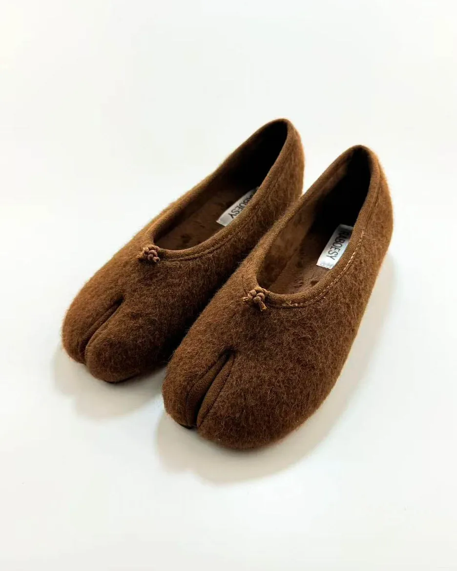 Faux Fur Tabi Flats sold by Raboesy product image thumbnail 4