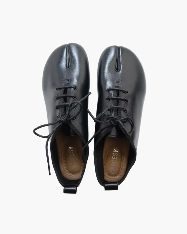 Lace Up Tabi Loafer Flats sold by Raboesy