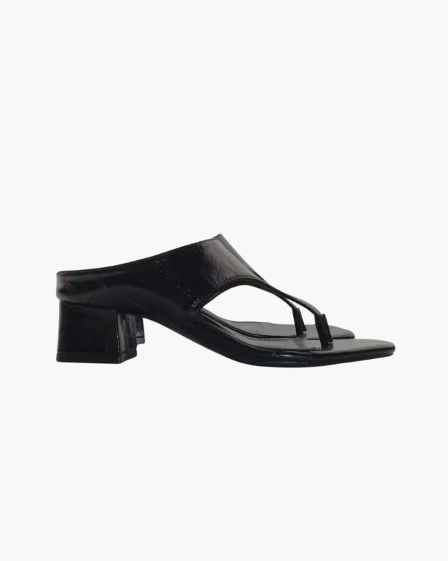 Square Toe Thick Heeled Thong Sandals made by Raboesy