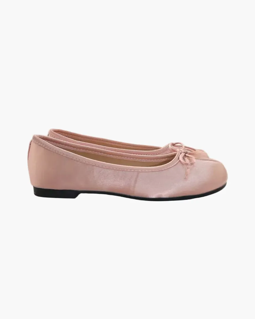Satin Bow Tie Tabi Ballet Flats sold by Raboesy product image thumbnail 3