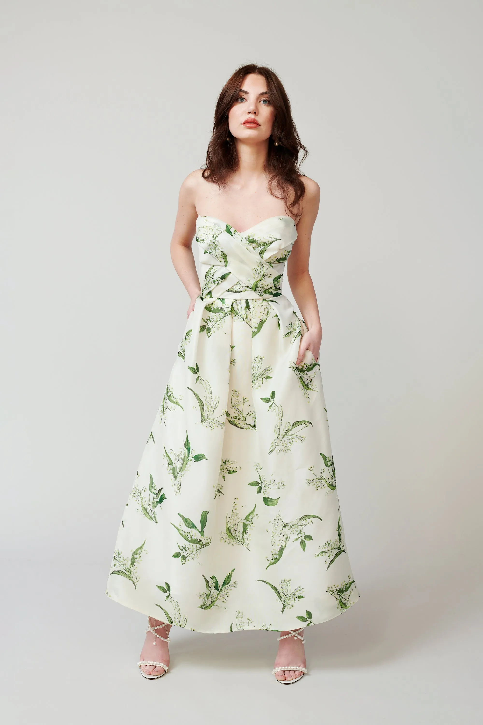 Lady Antoinette 100 sold by Folklore Shop product image thumbnail 5