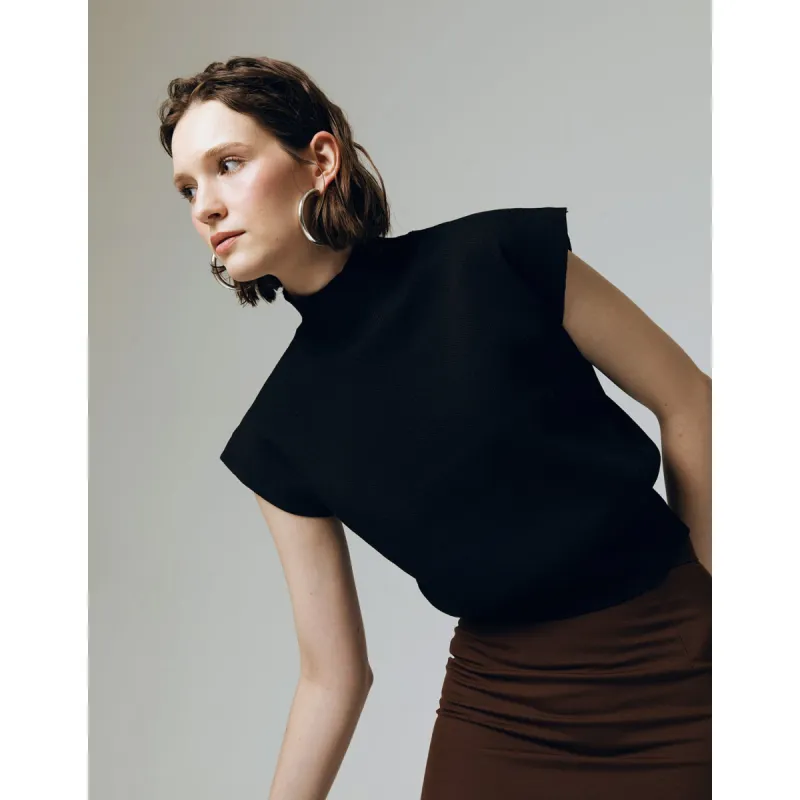 GISELLE  ESSENTIAL KNITTED TURTLE NECK sold by Folklore Shop
