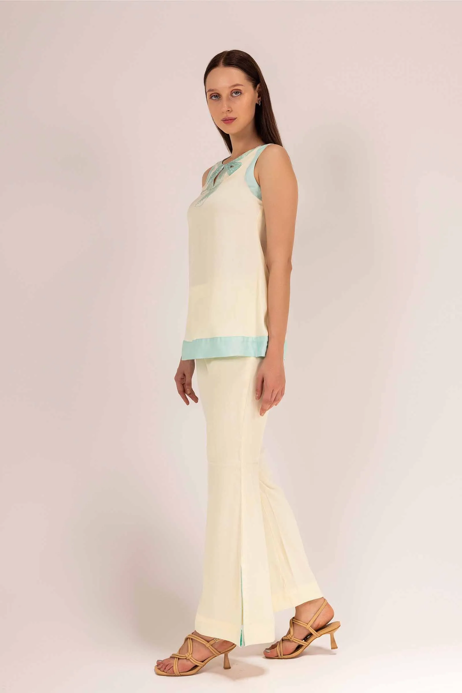 IRIS SIGNATURE HAND EMBELLISHED BOW TUNIC SET sold by Folklore Shop product image thumbnail 2