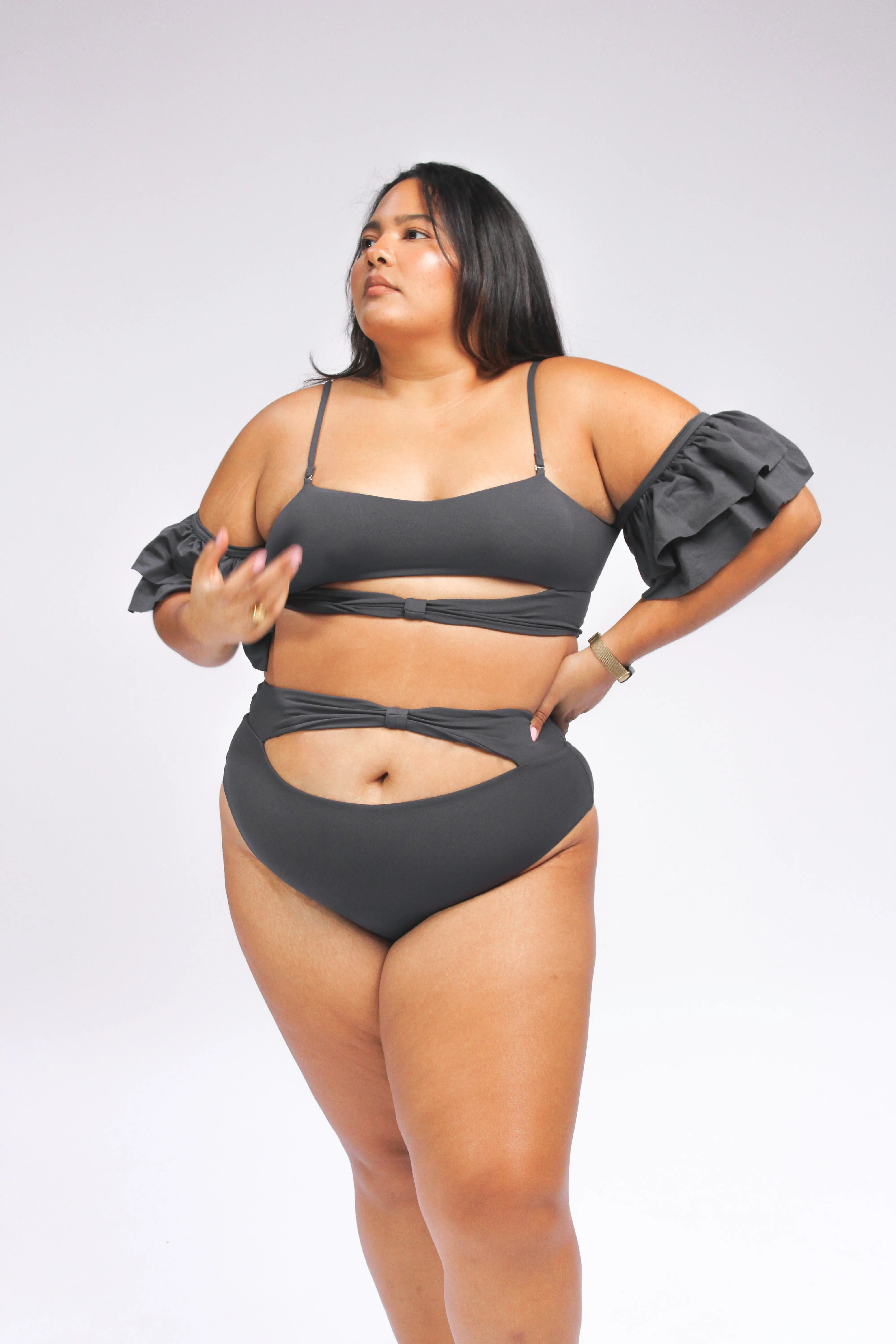 Ty cutout bikini bottom sold by Folklore Shop product image thumbnail 4