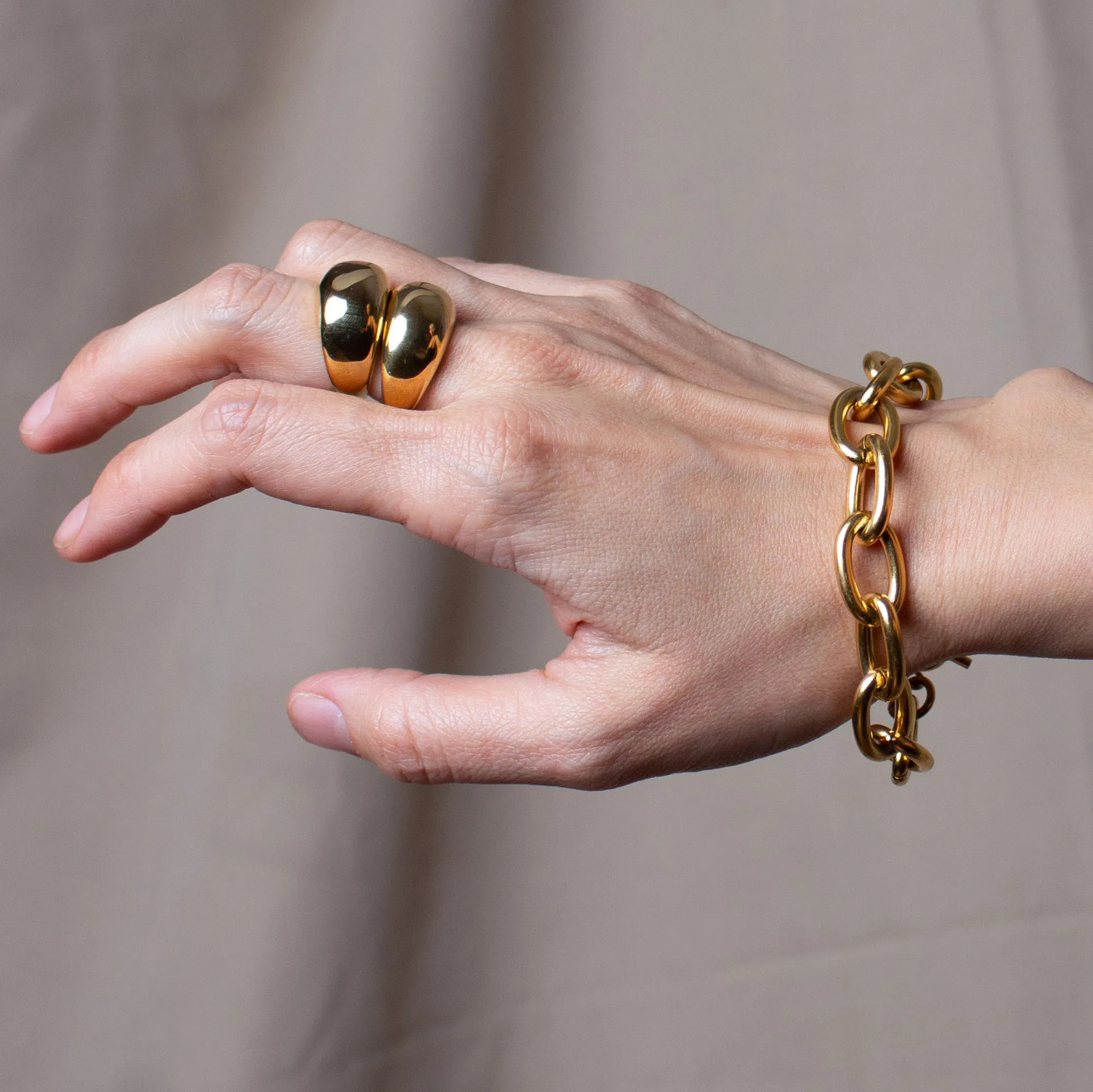 1993 Chain Set sold by Folklore Shop product image thumbnail 4