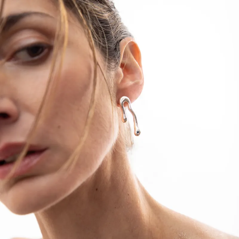 LIQUIDA earrings short made by Folklore Shop