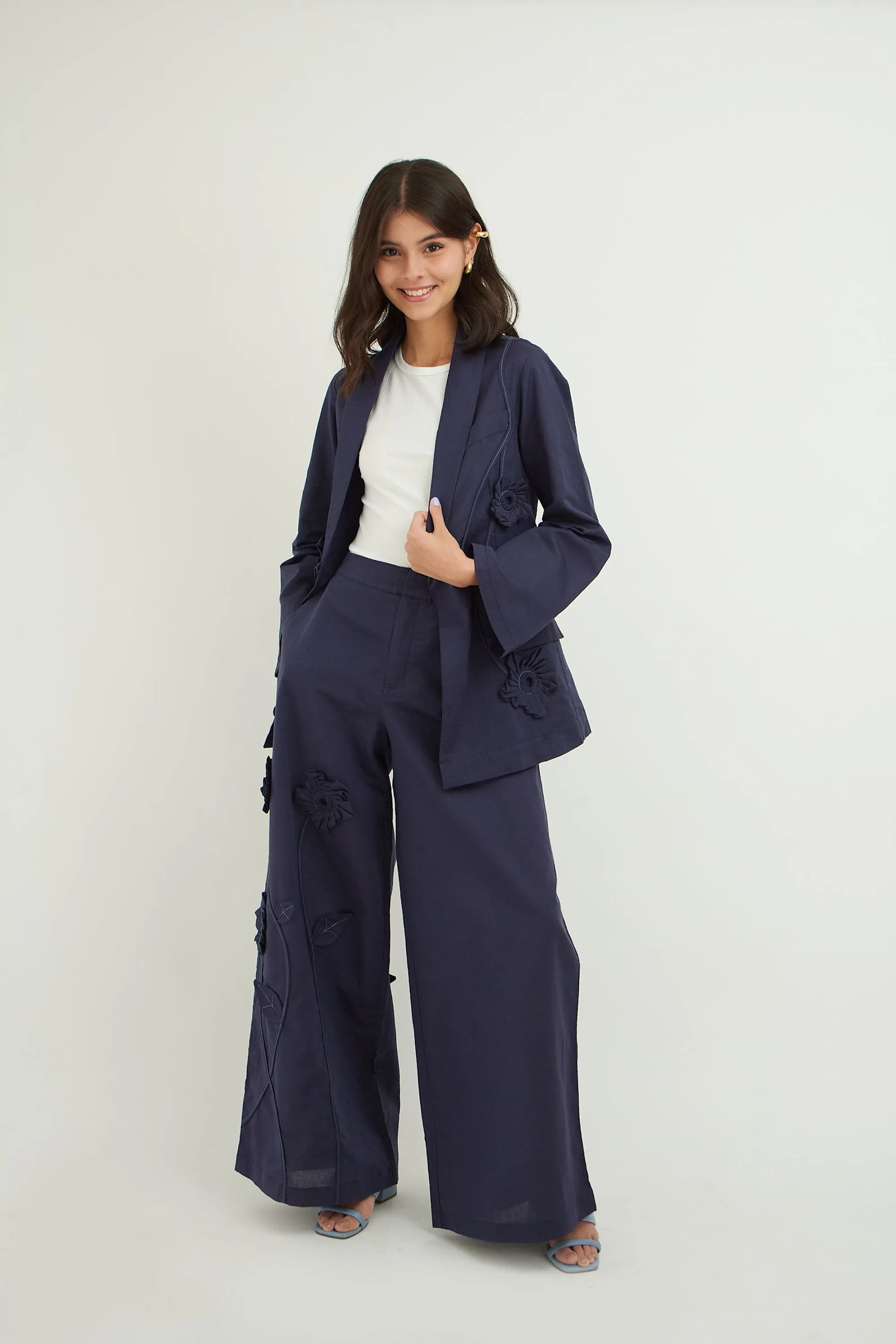 Orchid 3D Linen Blazer sold by Folklore Shop